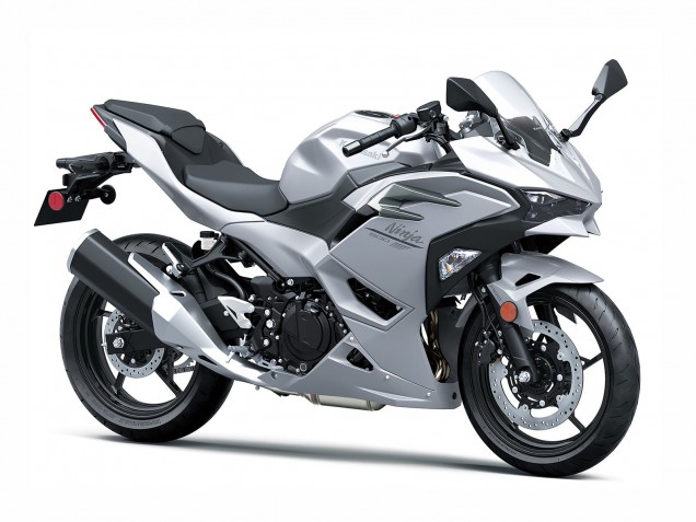 Carene Moto Kawasaki Ninja 500 EX500R 2024-2026 - Metallico Argento Ninja