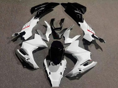 Carene Moto Honda ADV160 2022-2024 - Bianco Nero Lucido