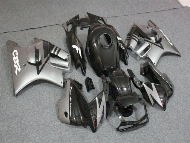 Nero Kit Carenatura Iniezione CBR 600 F3 1995-1998 Nero Kit Carenatura Iniezione CBR 600 F3 1995-1998