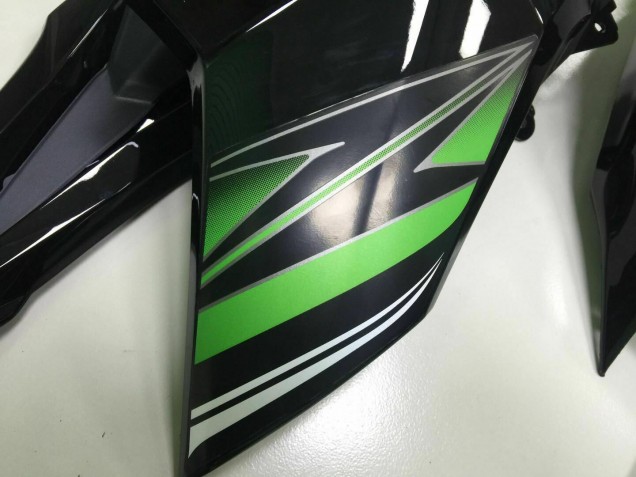 Verde Nero Kit Carenatura Iniezione Z800 2013-2016 Verde Nero Kit Carenatura Iniezione Z800 2013-2016